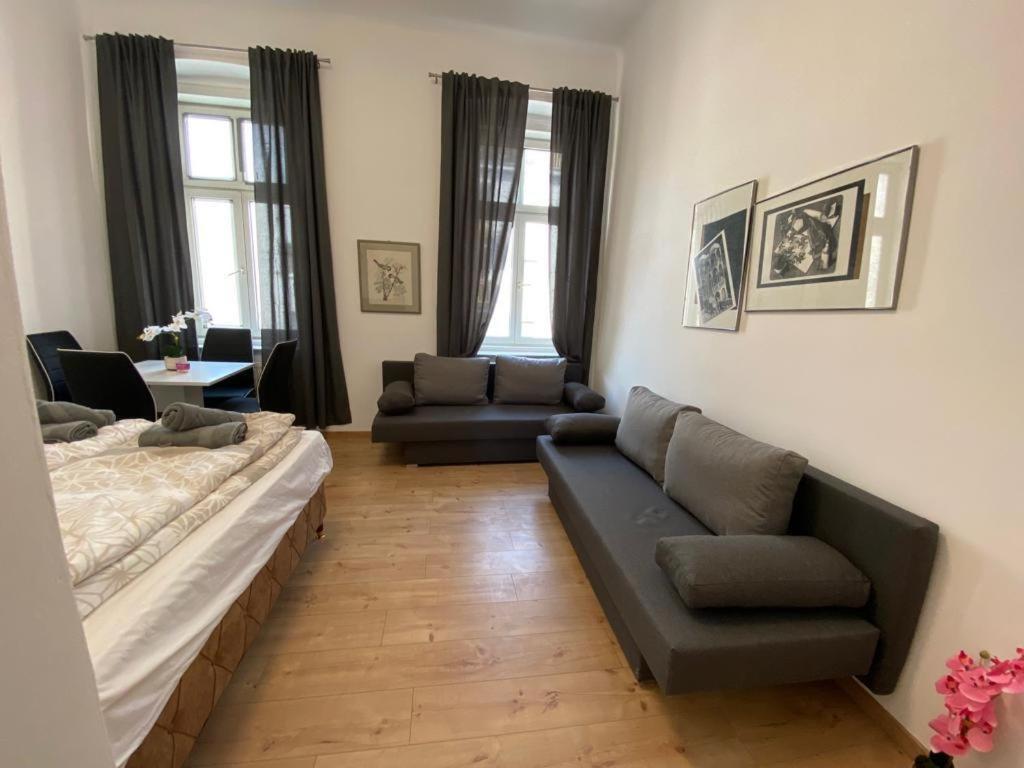 Deluxe Quad Room Dw Wenen Buitenkant foto